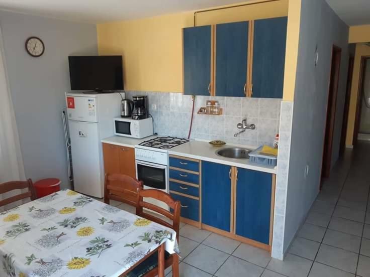 Apartmani Katica Вир Екстериор снимка