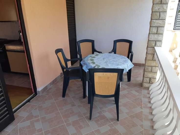 Apartmani Katica Вир Екстериор снимка